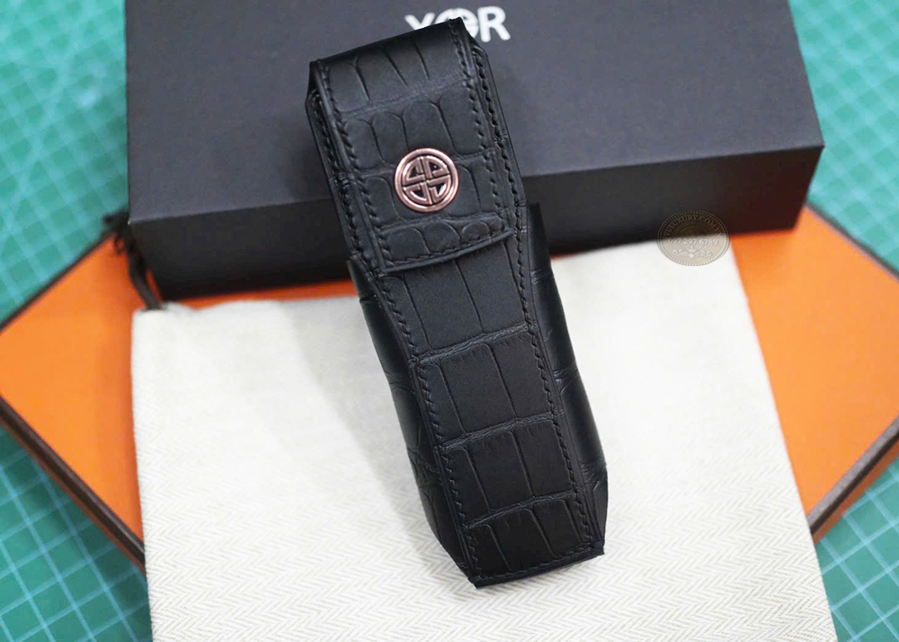 Bao da XOR nắp đứng da cá sấu Alligator đen cao cấp chính hãng Bao da XOR nắp đứng da cá sấu Alligator đen cao cấp chính hãng