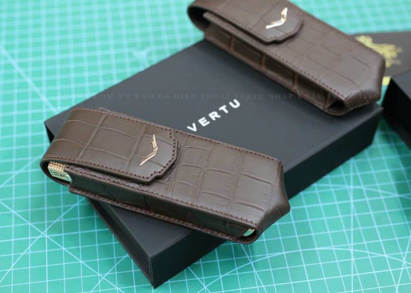 bao da vertu siganture s da cấu vàng khối, bao da điện thoại vertu - 03