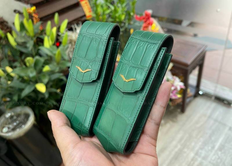 bao da vertu siganture s da cấu vàng khối, bao da điện thoại vertu - 04