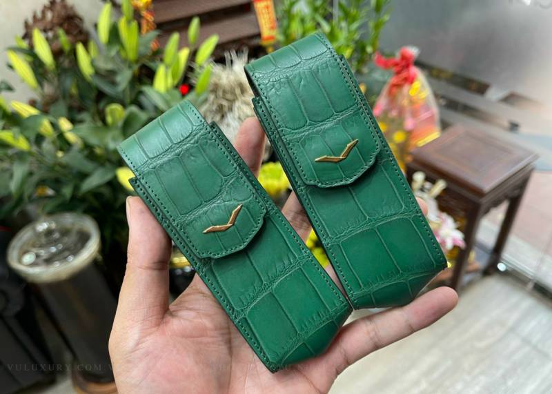 bao da vertu siganture s da cấu vàng khối, bao da điện thoại vertu - 02