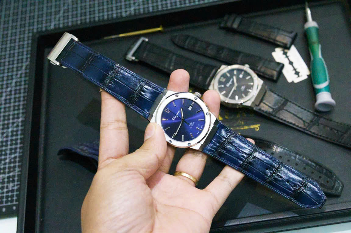 Thay dây đồng hồ Hublot với nhiều tùy chọn màu sắc và chất liệu.