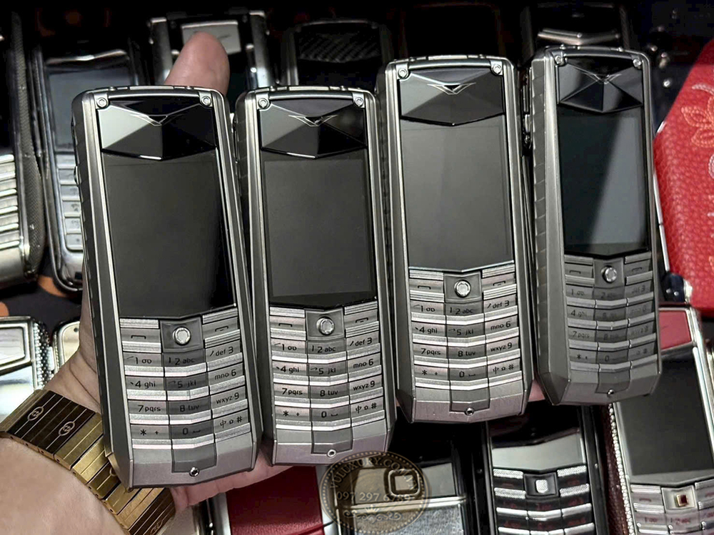 Thu Mua Vertu Cũ Hỏng Toàn Quốc - Định Giá Nhanh, Tiền Mặt 24/7 Thu Mua Vertu Cũ Hỏng Toàn Quốc - Định Giá Nhanh, Tiền Mặt 24/7