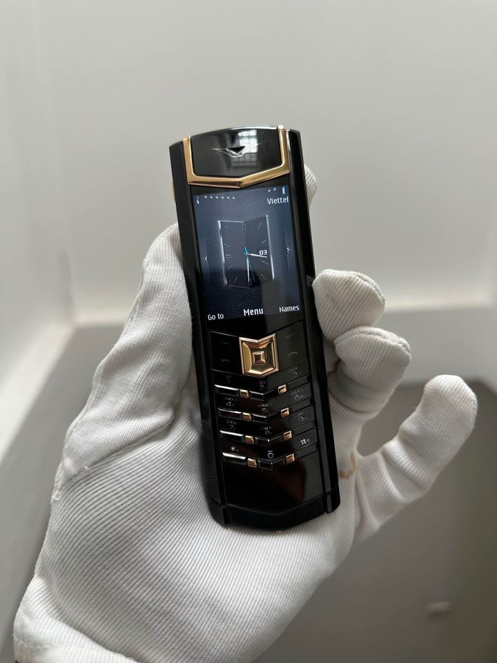 điện thoại vertu chính hãng vertu black mix gold dlc-01