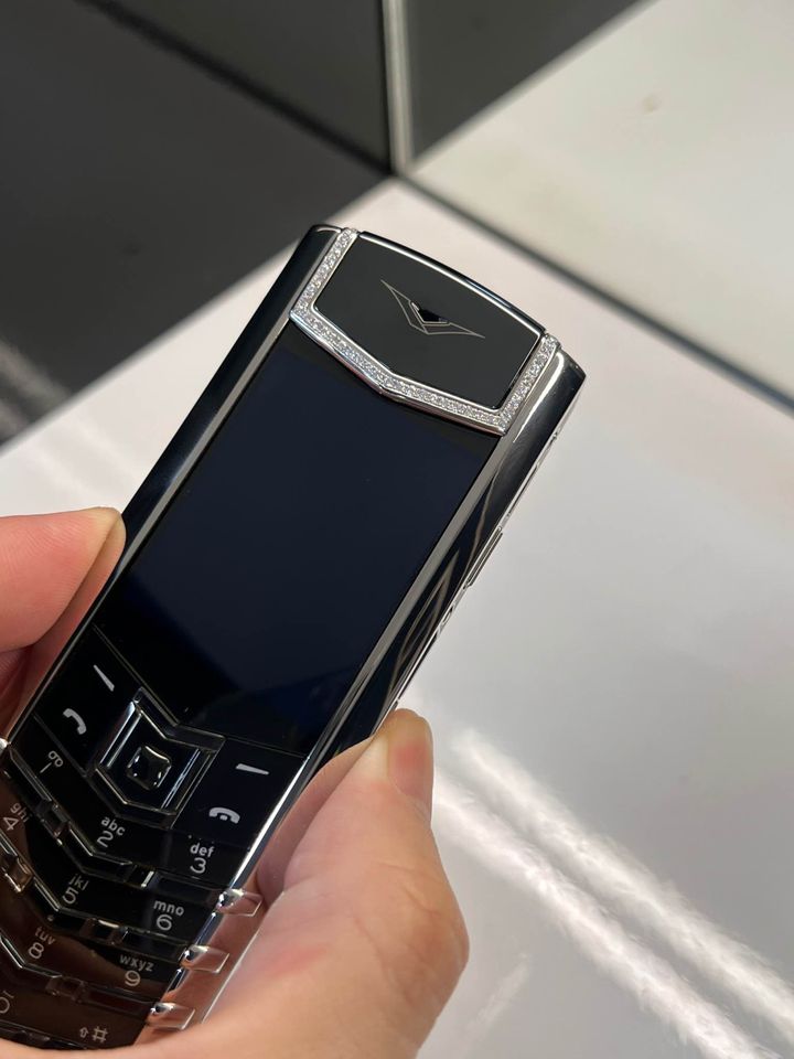 điện thoại vertu chính hãng vertu signature s diamond skin alligator - 02