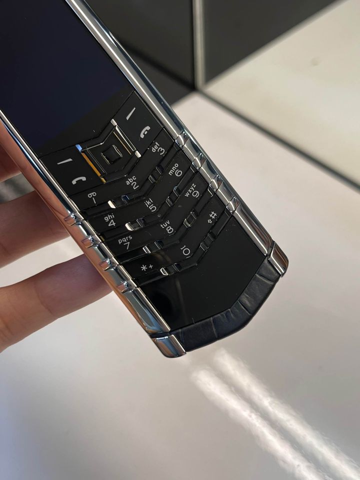 điện thoại vertu chính hãng vertu signature s diamond skin alligator - 03