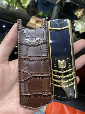 Bao Da Vertu Signature S Da Bò Dập Vân Cao Cấp