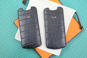 Bao Da Vertu Agent Q Da Cá Sấu Pháp Nắp Rút