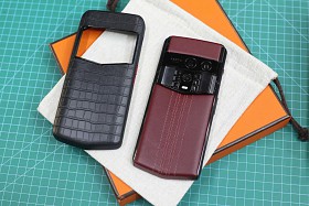 Ốp Lưng Vertu Agent Q Vân Da Cá Sấu