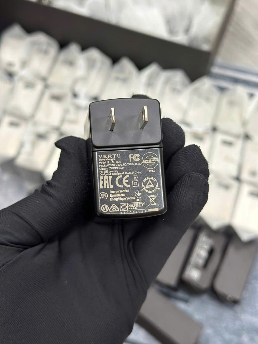 sạc vertu giá rẻ, sạc vertu chính hãng sạc vertu giá rẻ, sạc vertu chính hãng