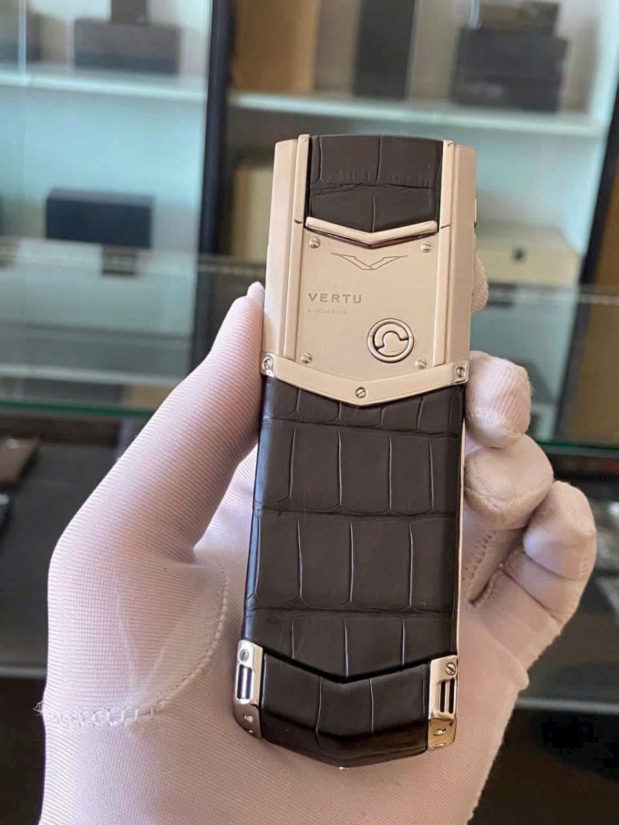 thay da vertu - độ hoàn thiện đẹp như da chính hãng thay da vertu - độ hoàn thiện đẹp như da chính hãng