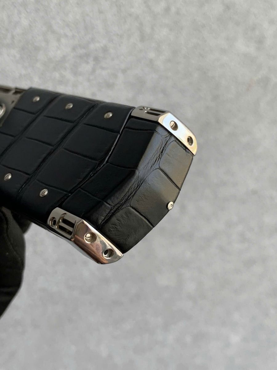 thay da vertu signature s da cá sấu đen thay da vertu signature s da cá sấu đen